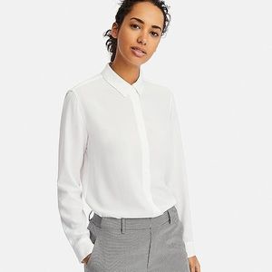 *NWT* Uniqlo Rayon Long-Sleeve Button Blouse in White- XS